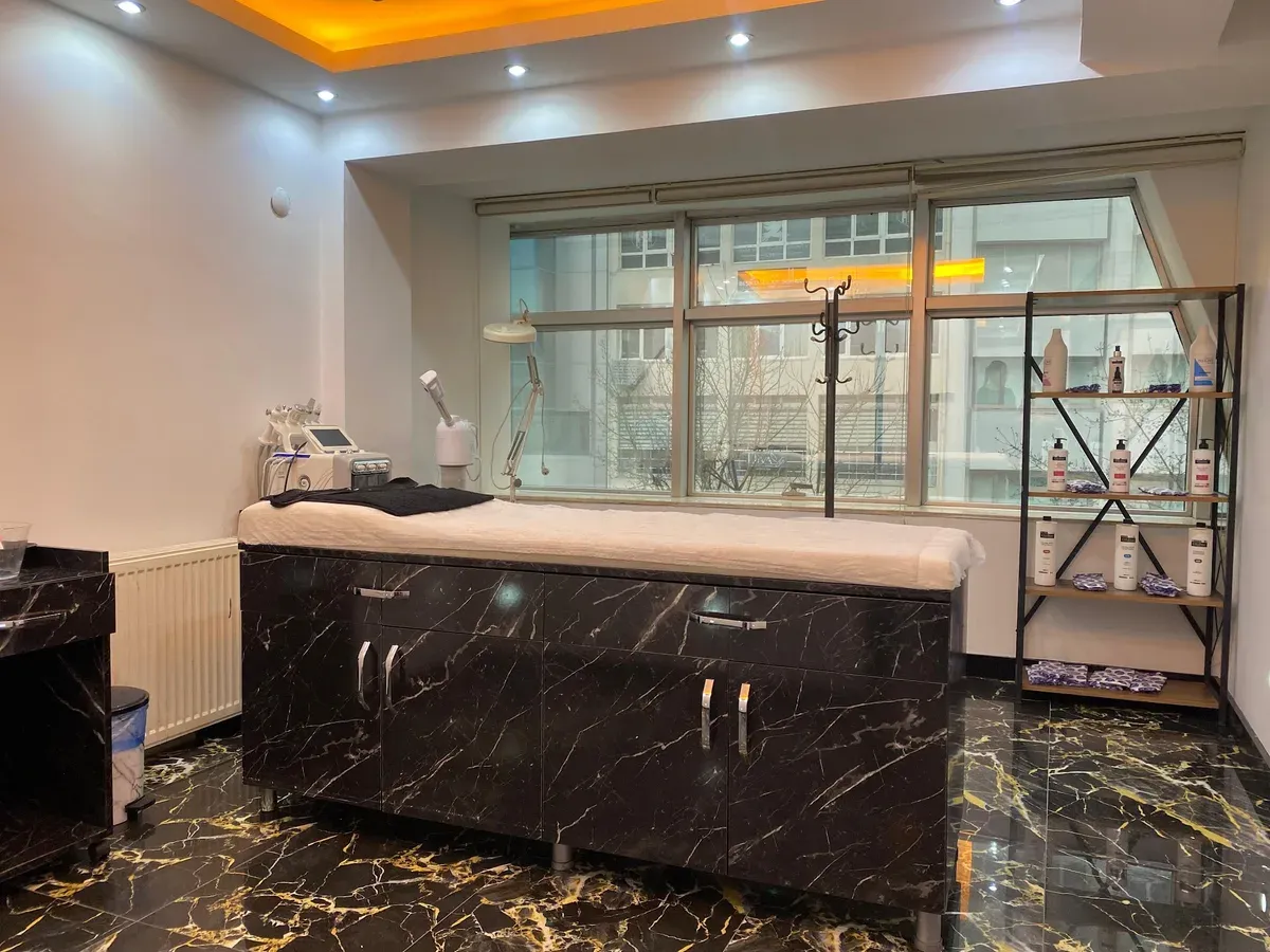 Wellness Beauty Uşak şube alanı